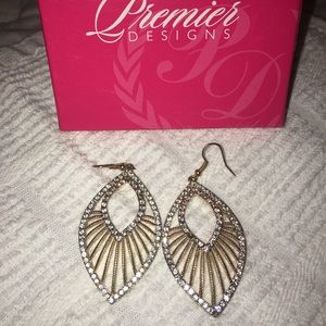 Premier Designs earrings